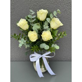 PAŞABAHÇE VAZODA 5'LI BEYAZ GÜL